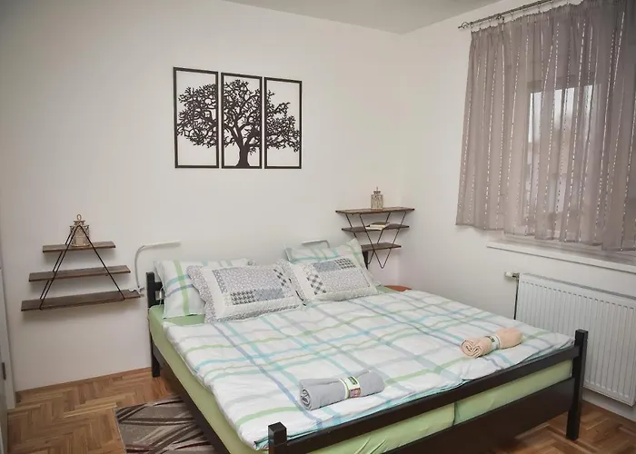 Dado アパート ソンボル